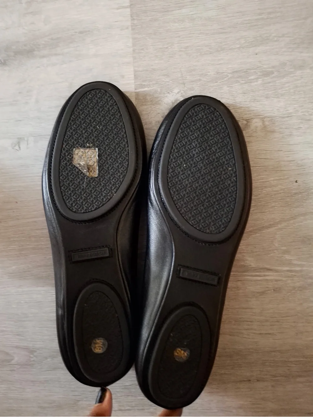 Tory Burch Black Leather Logo Round-Toe Ballet Flats size 7.5